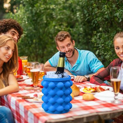 267 Grams Portable Silicone Half Round Space Saving Ice Bucket with Lid Blue/Red/Yellow