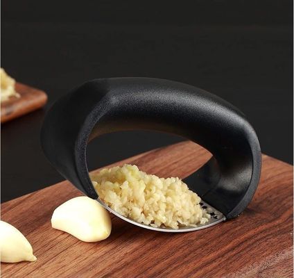 Custom Logo Fruit Vegetable Tools Stainless Steel Garlic Press Chopper Kitchen Gadget Tool