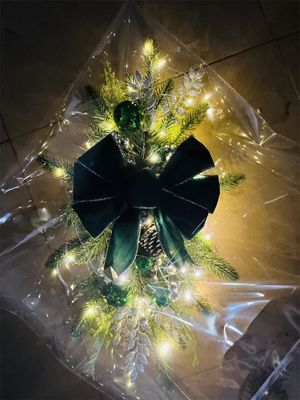 Plush Cloth and Plastic Door Hanging Rattan Wreath for Hotel Christmas Decoration