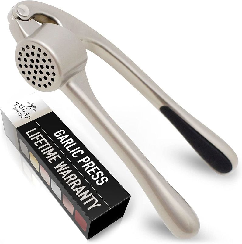 Sustainable Kitchen Must-Have Chrome-faced Zinc Alloy Manual Garlic Press for Results